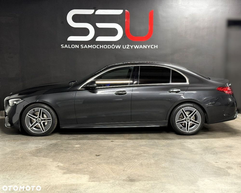 Mercedes-Benz Klasa C 200 9G-TRONIC AMG Line - 15
