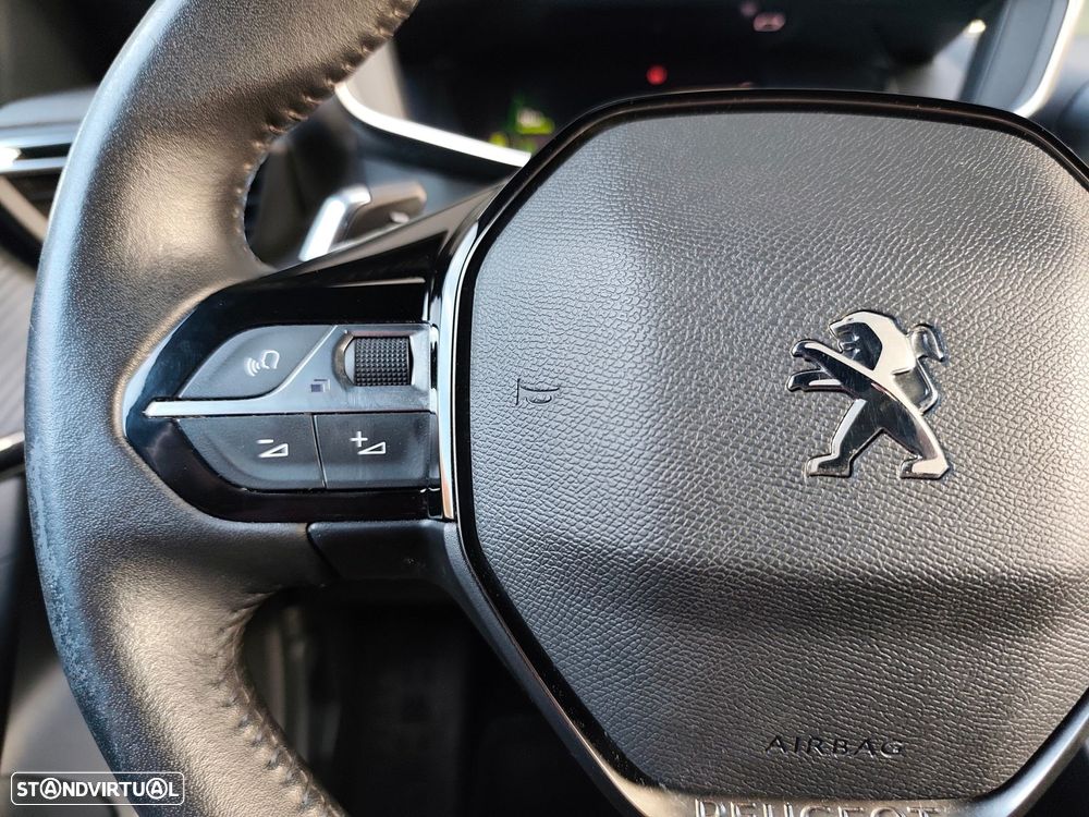 Peugeot 2008 PureTech 130 EAT8 Allure Pack - 25