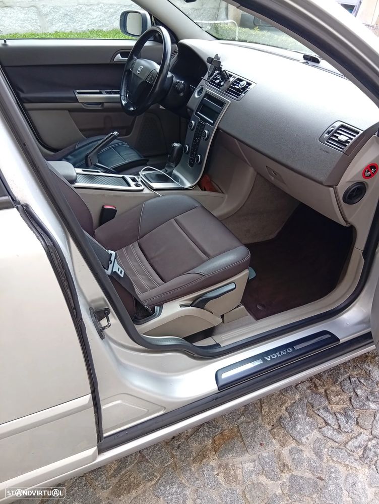 Volvo V50 2.0 D Nível 2 - 7