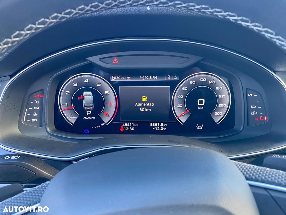 Audi Q8 55 TFSI quattro Tiptronic MHEV - 11