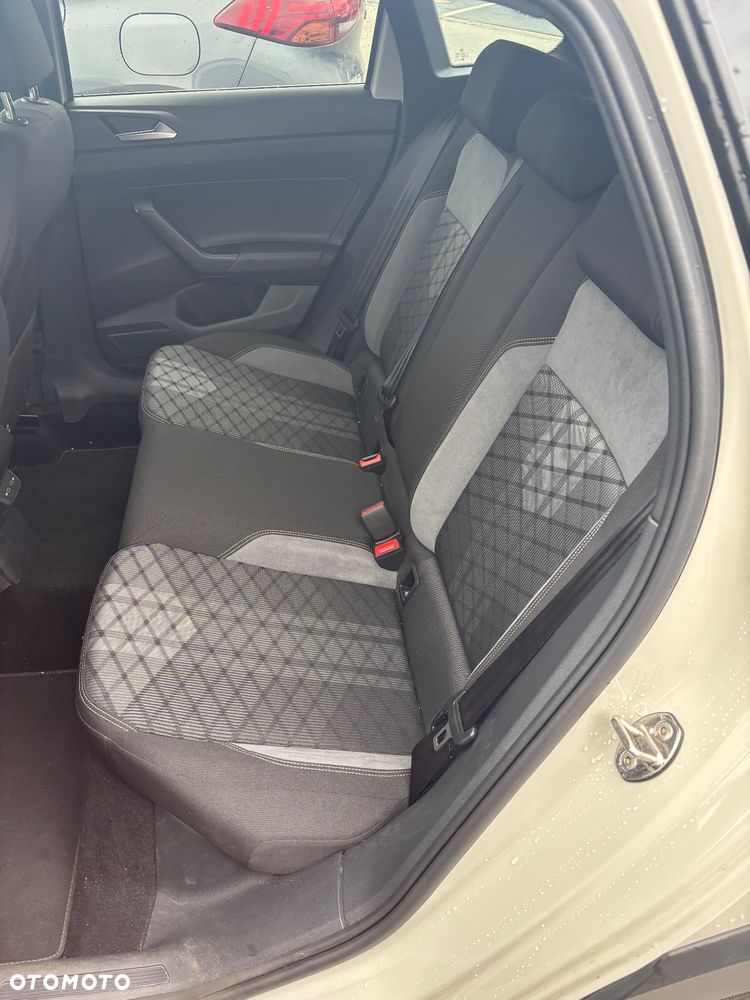 Volkswagen Taigo 1.5 TSI ACT R-Line DSG - 9