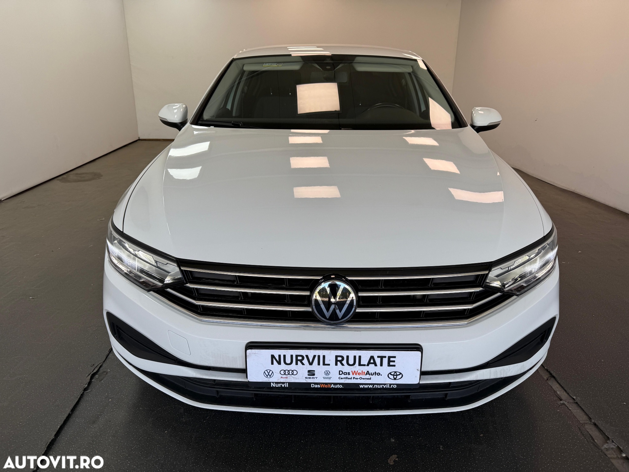 Volkswagen Passat 2.0 TDI DSG Advance - 15