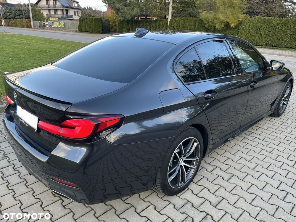 BMW Seria 5 ver-540d-xdrive-mhev-m-sport-sport - 5