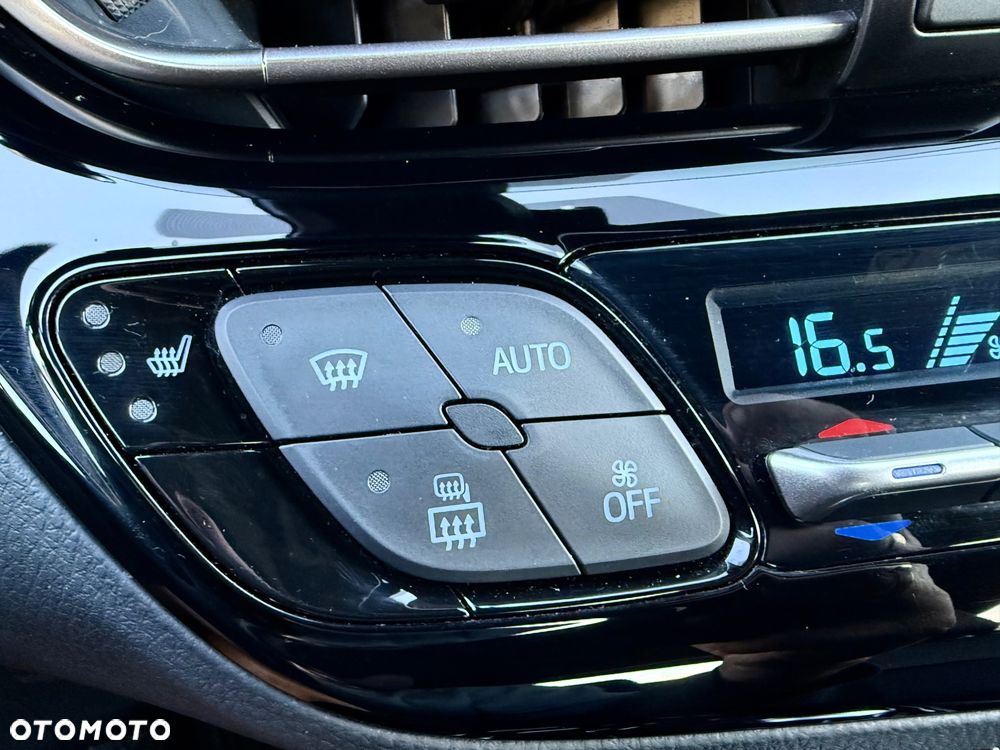 Toyota C-HR - 24