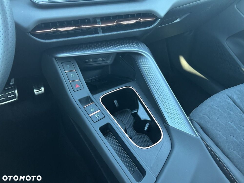 Cupra Terramar 1.5 eTSI mHEV Advantage Edition DSG - 27