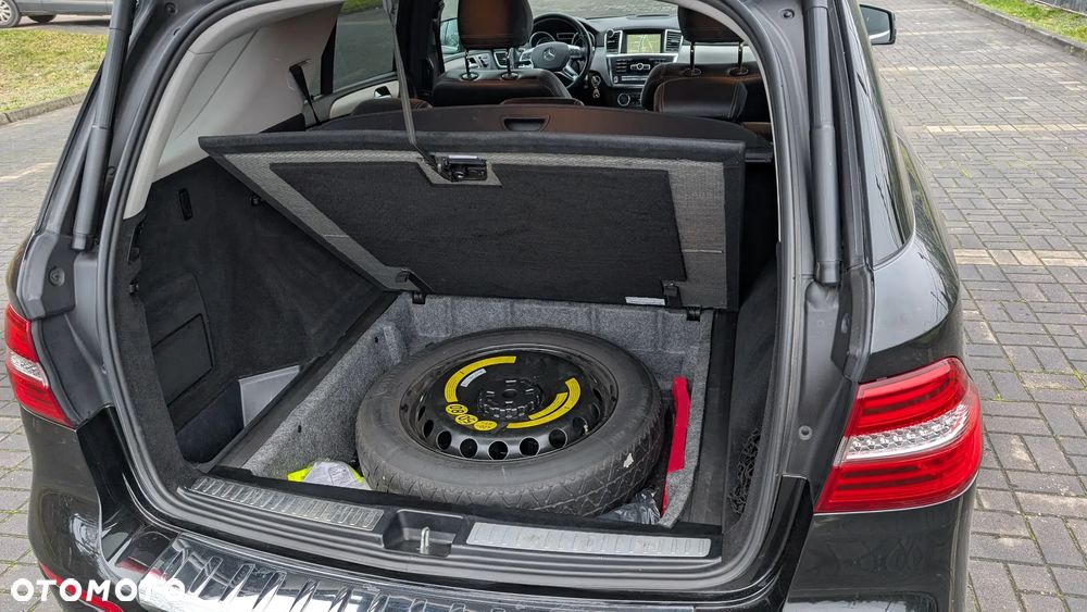 Mercedes-Benz ML - 29