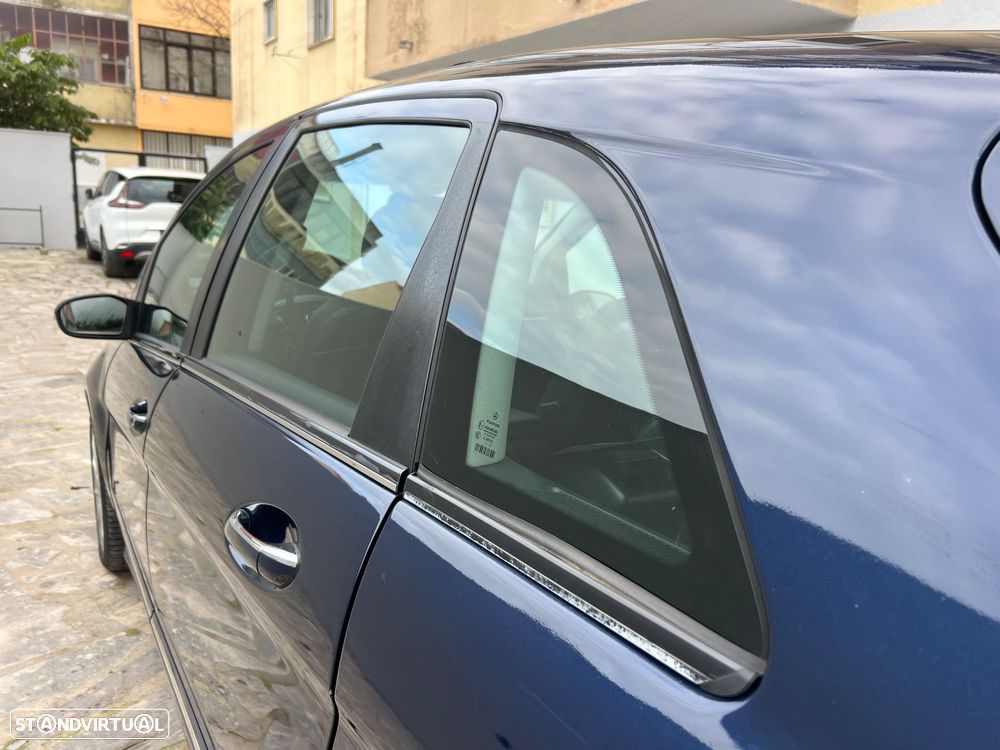 Mercedes-Benz B 200 CDI - 19