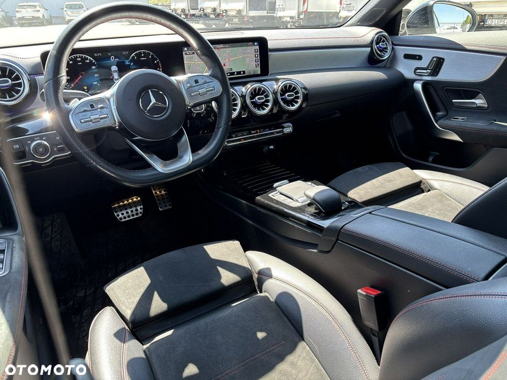 Mercedes-Benz CLA 200 mHEV AMG Line 7G-DCT - 13