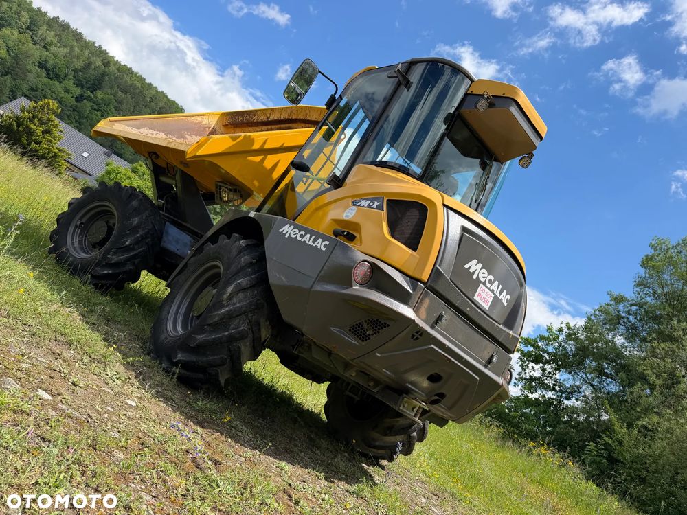 Terex MECALAC 6sMDX Wozidło Budowlane Rolnicze Kabina Pełna Wózek z Obrotową Kolebą. 6 ton ładowność. 4x4. Smarowanie centralne. KLIMA. Silnik Perkins. 4 cylindry. 675mtg. 2020 rok. Kamera z wielkim Ekranem! Jazda Rewers 3prędkości. Maszyna jak Nowa z Norweskiego Gospodarstwa! Ani deka luzów i wycieków! Hydrostatic. Pełny Oryginał. Hamulce brzytwa. Serwisy w DEKRA. Maszyna Woziła lekkie ładunki. Praktycznie zerowe zużycie. Wielka Okazja. Wszystko w pełnym Oryginale. Opony Oryginał wszystkie jak Nowe. Komendy Głosowe w maszynie! - 33