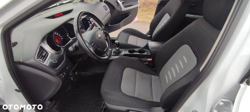 Kia Ceed Cee'd 1.6 GDI L Business Line - 3