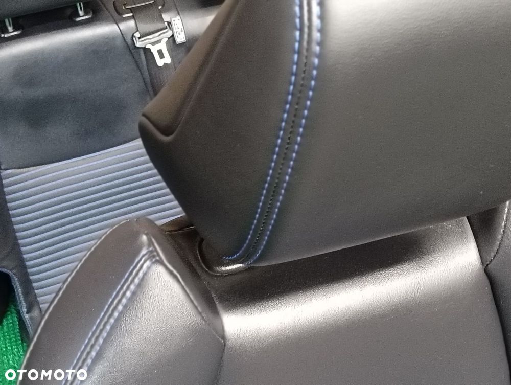 TOYOTA RAV4 od 2019r Fotele Kanapy Boczki - 3