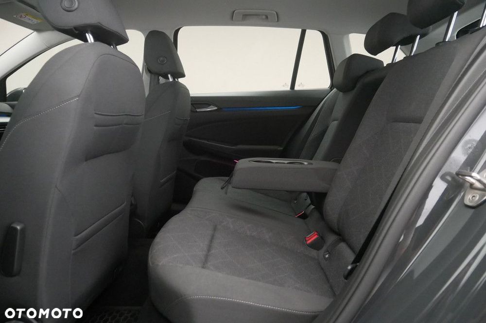 Volkswagen Golf Variant - 15
