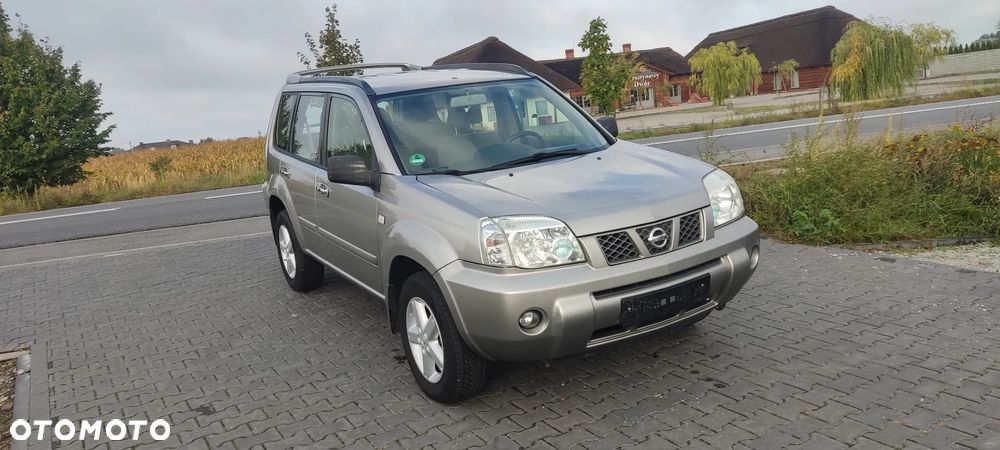 Nissan X-Trail 2.0 4x4 Comfort - 8
