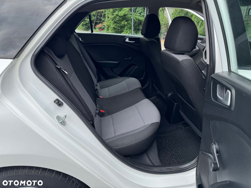 Hyundai i20 1.2 Classic Plus - 21