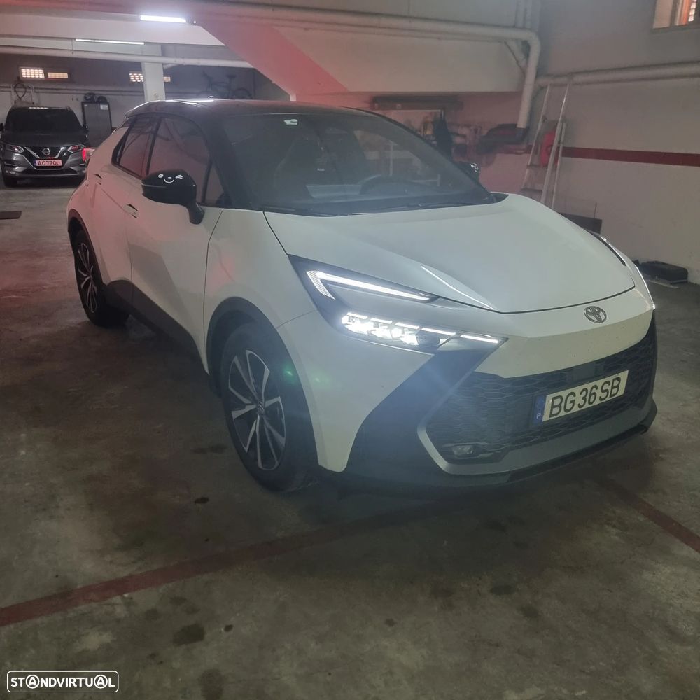Toyota C-HR 1.8 Hybrid Lounge - 2