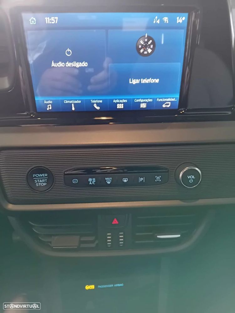 Ford Tourneo Courier 1.0 EcoBoost Titanium - 7