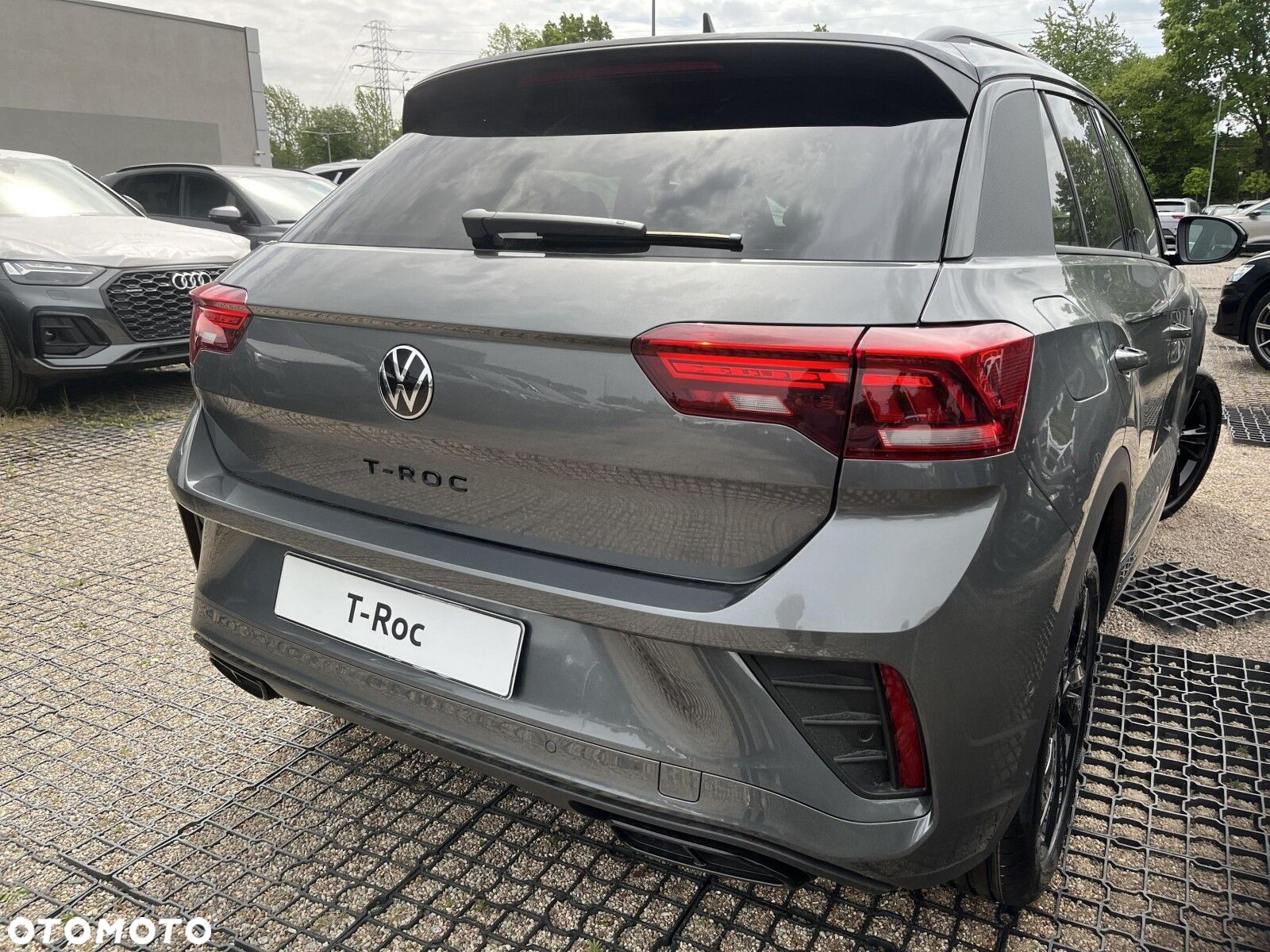 Volkswagen T-Roc - 11