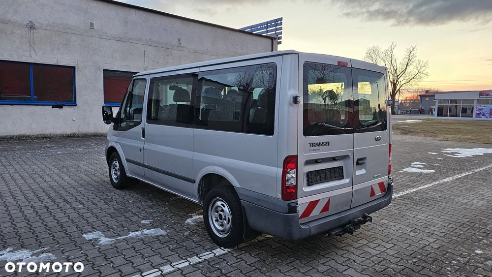Ford Transit - 4