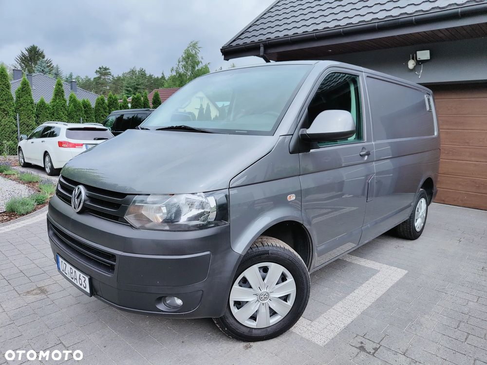 Volkswagen Transporter - 2