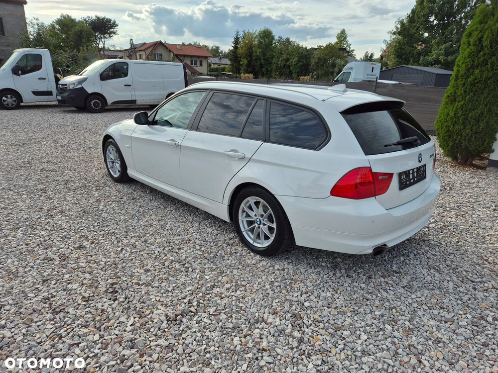 BMW Seria 3 318d DPF - 7