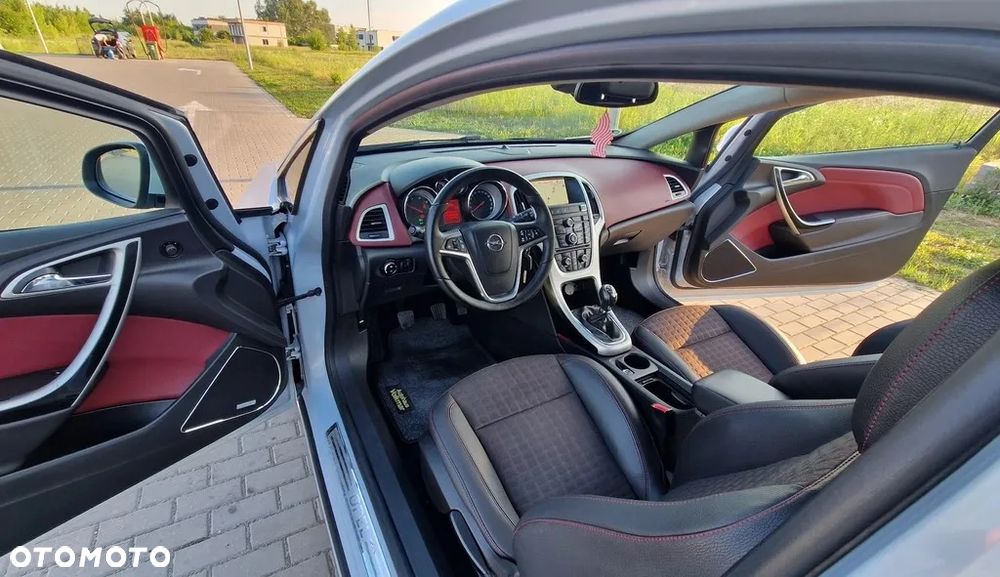 Opel Astra GTC 2.0 CDTI ecoFLEX Start/Stop Edition - 32