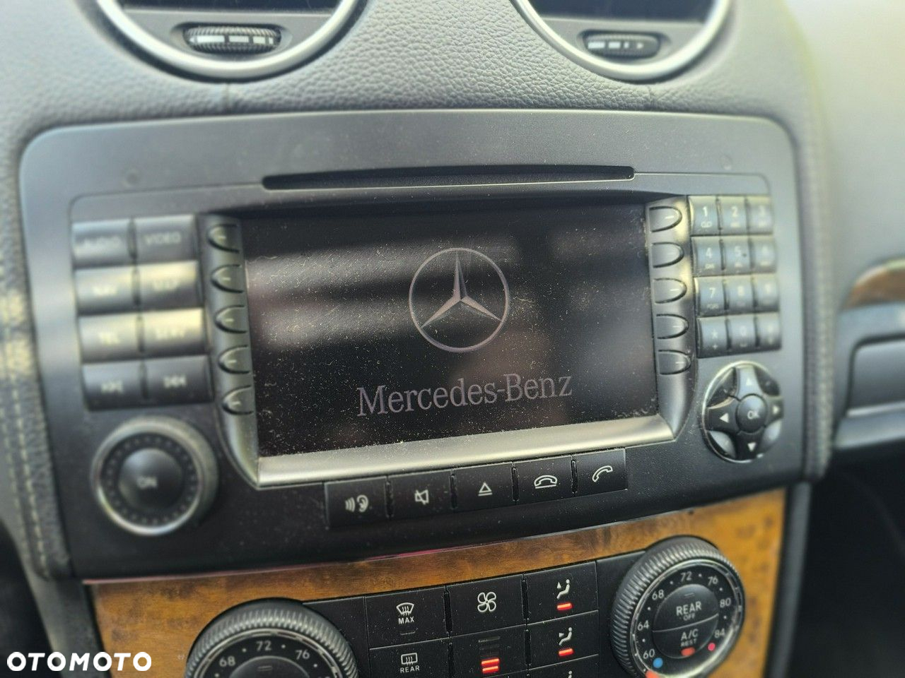 Mercedes-Benz GL - 28