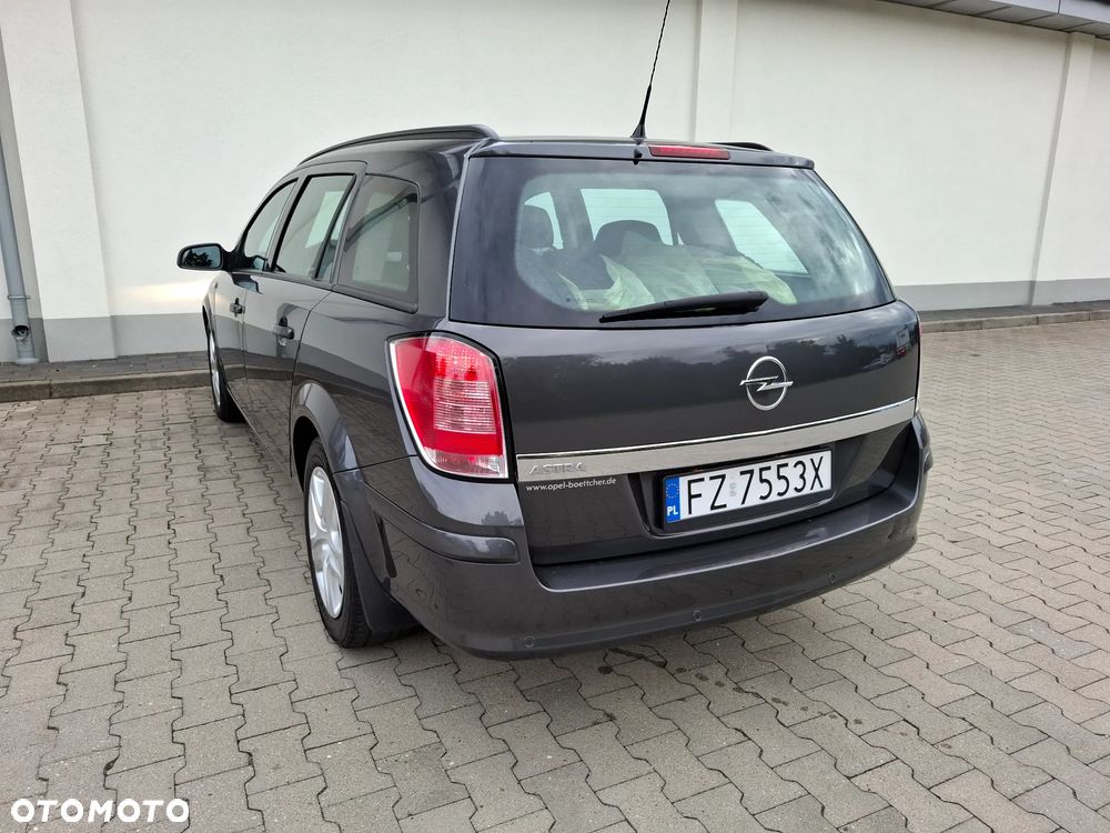 Opel Astra 1.6 Enjoy - 4