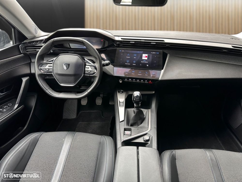 Peugeot 308 1.2 PureTech Allure - 11