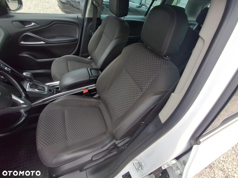 Opel Zafira Tourer 1.6 SIDI Turbo Innovation - 13