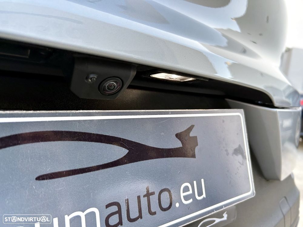 Porsche Cayenne Coupé E-Hybrid - 52