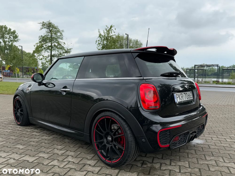 MINI John Cooper Works - 6