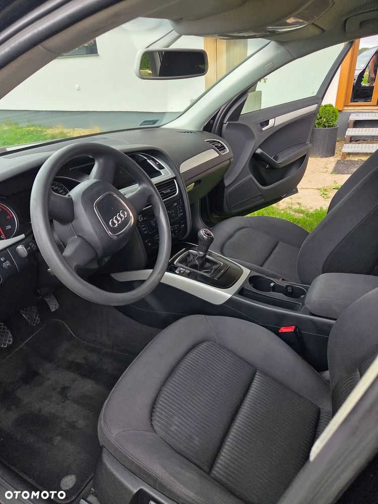 Audi A4 Avant 2.0 TDI - 6