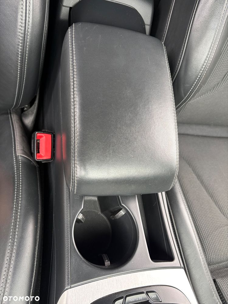 Audi A4 Avant 2.0 TDI DPF clean diesel S line Sportpaket - 28