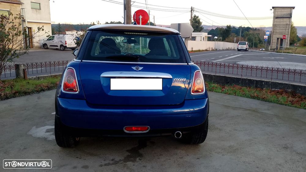 MINI 3 Portas Cooper D - 4