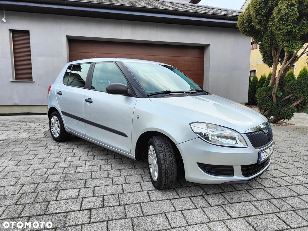 Skoda Fabia 1.2 HTP - 4