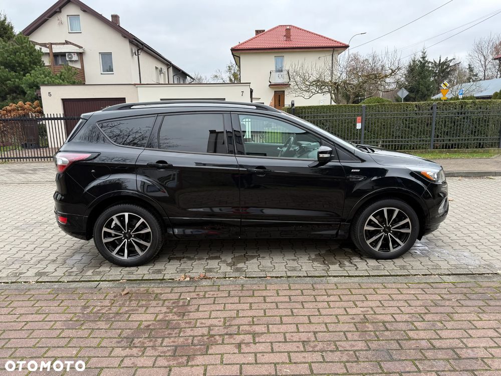 Ford Kuga 1.5 TDCi FWD ST-Line - 10