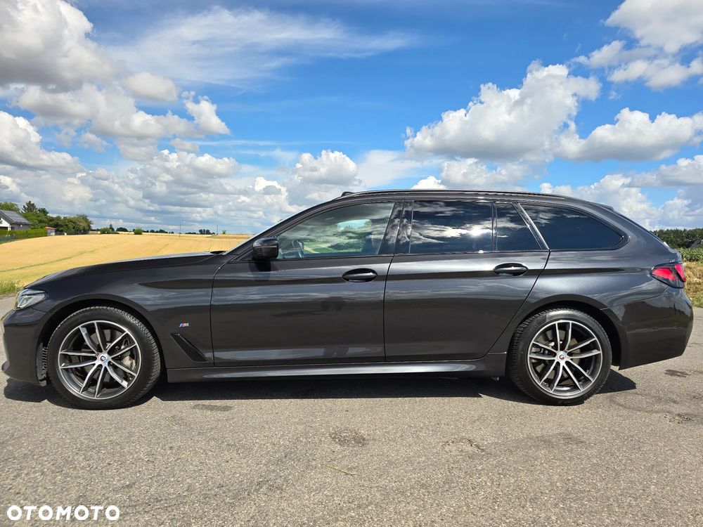 BMW Seria 5 530d xDrive mHEV M Sport sport - 3