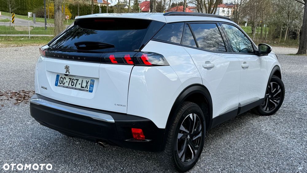 Peugeot 2008 1.5 BlueHDi Allure S&S EAT8 - 13