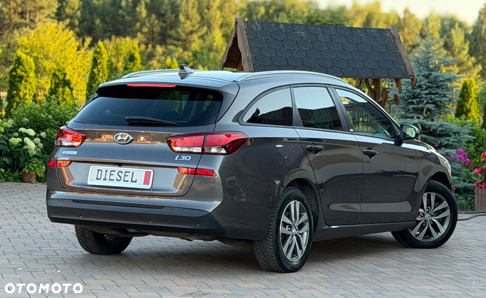 Hyundai i30 1.6 D Comfort - 15
