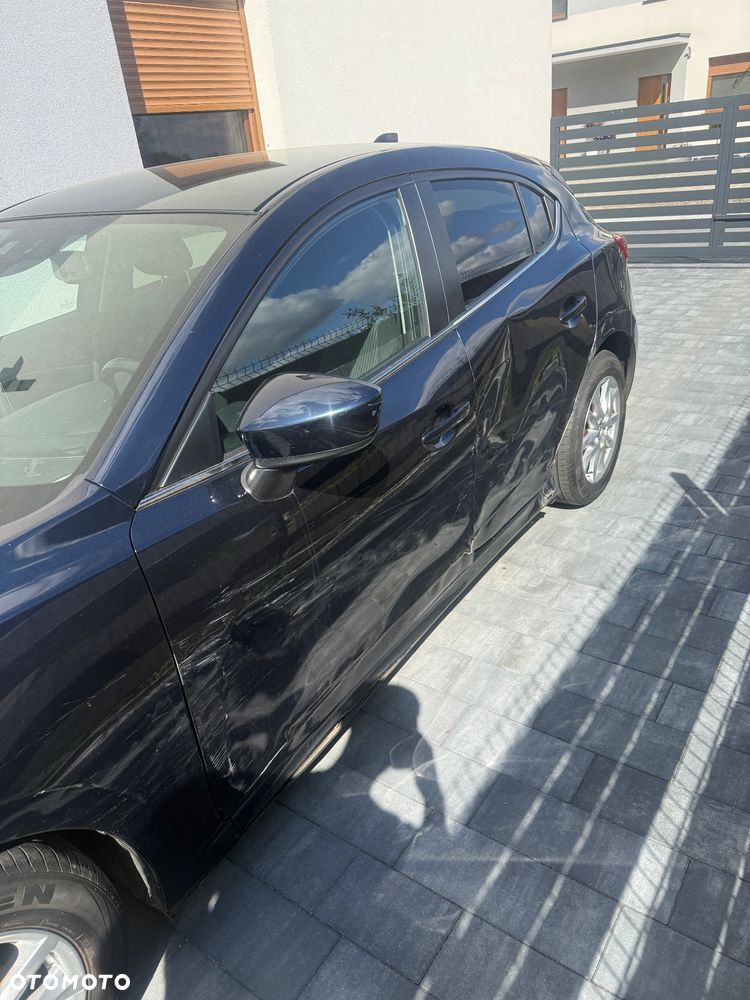 Mazda 3 - 8