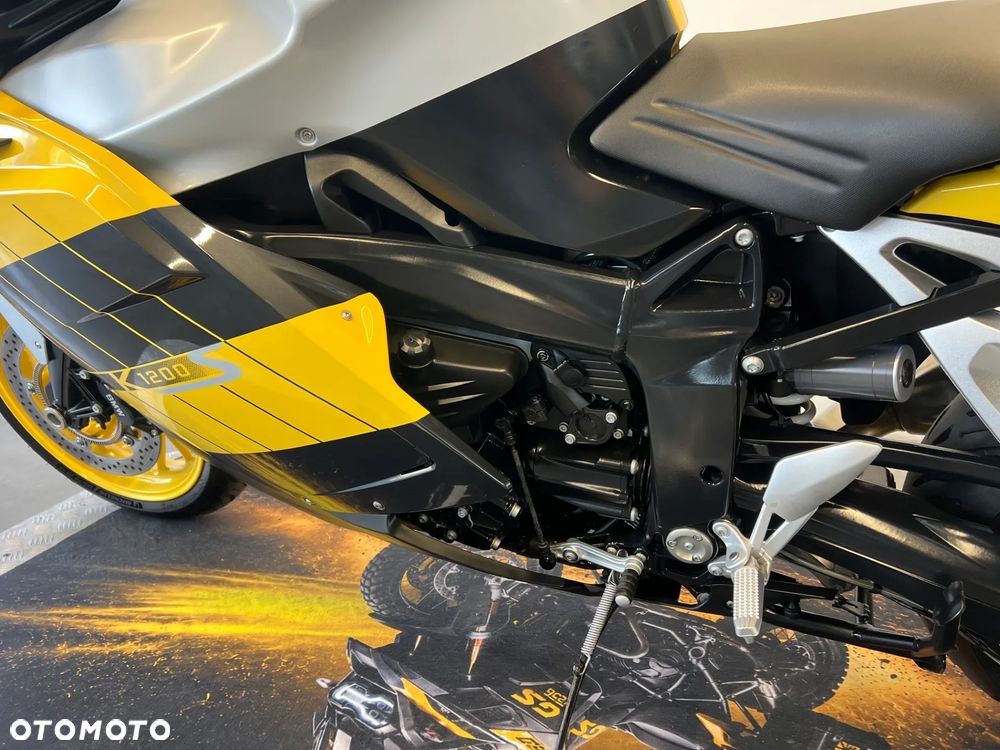 BMW K - 13