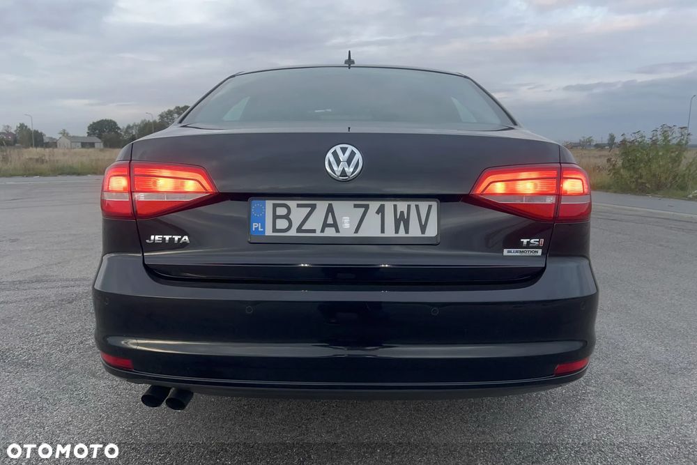 Volkswagen Jetta 1.4 TSI BMT Comfortline - 12