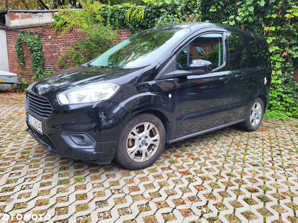 Ford Tourneo Courier - 1