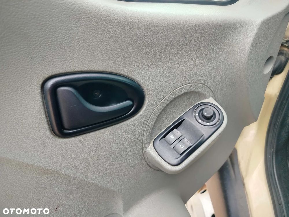 Renault Mascott - 10