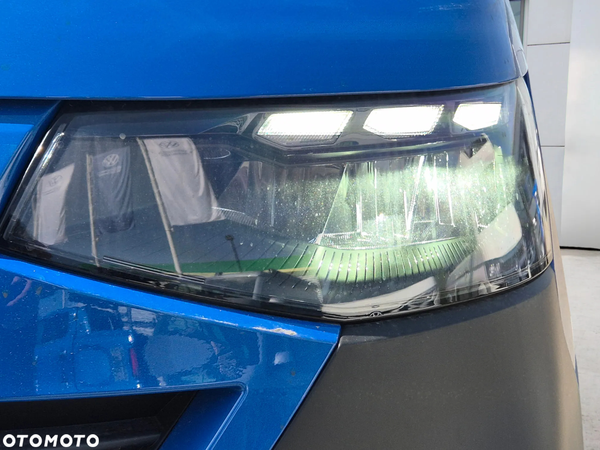 Volkswagen Transporter - 4