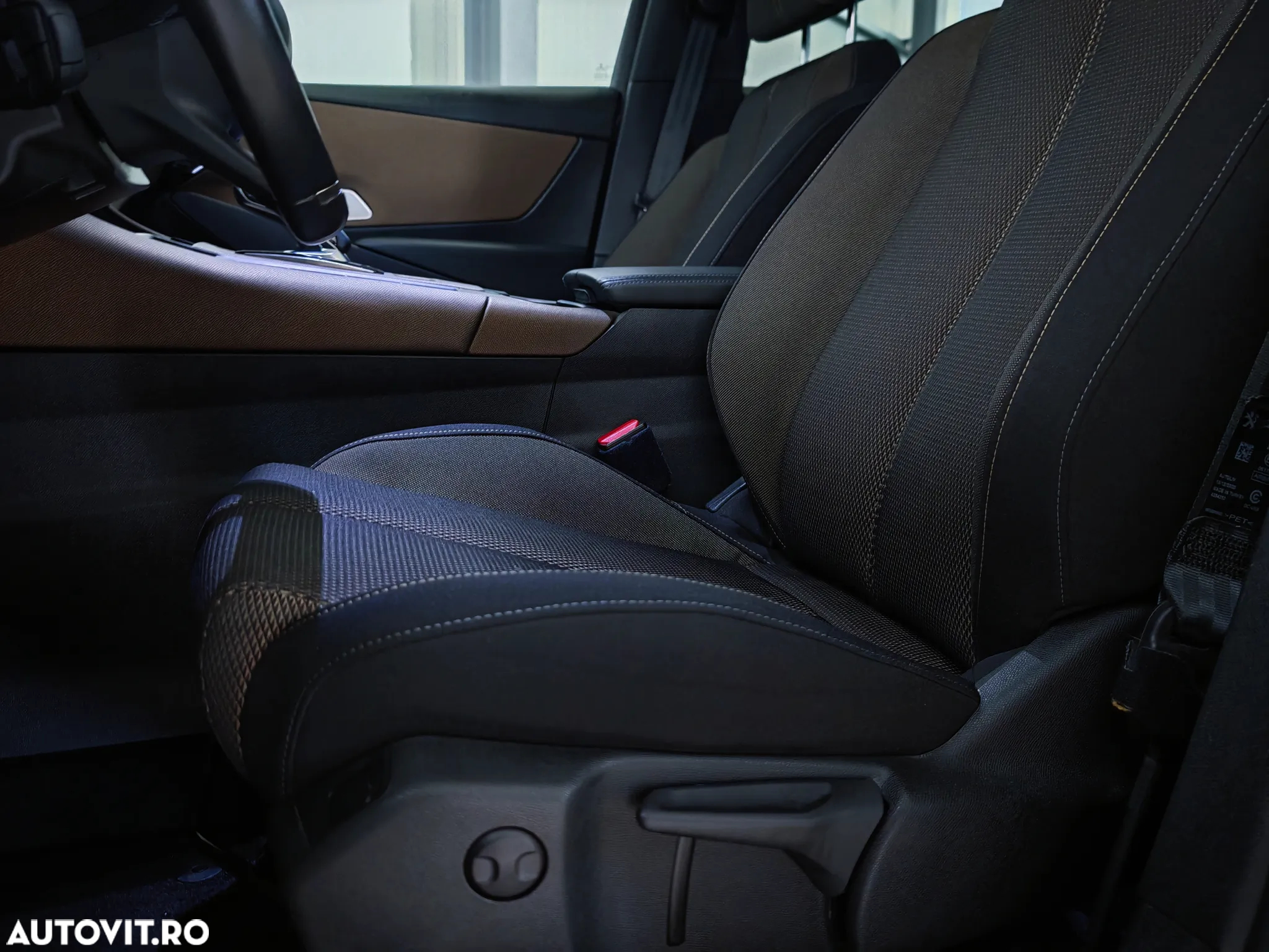 DS Automobiles DS 7 Crossback DS7 1.5 BlueHDi 130 S&S EAT8 BASTILLE - 26