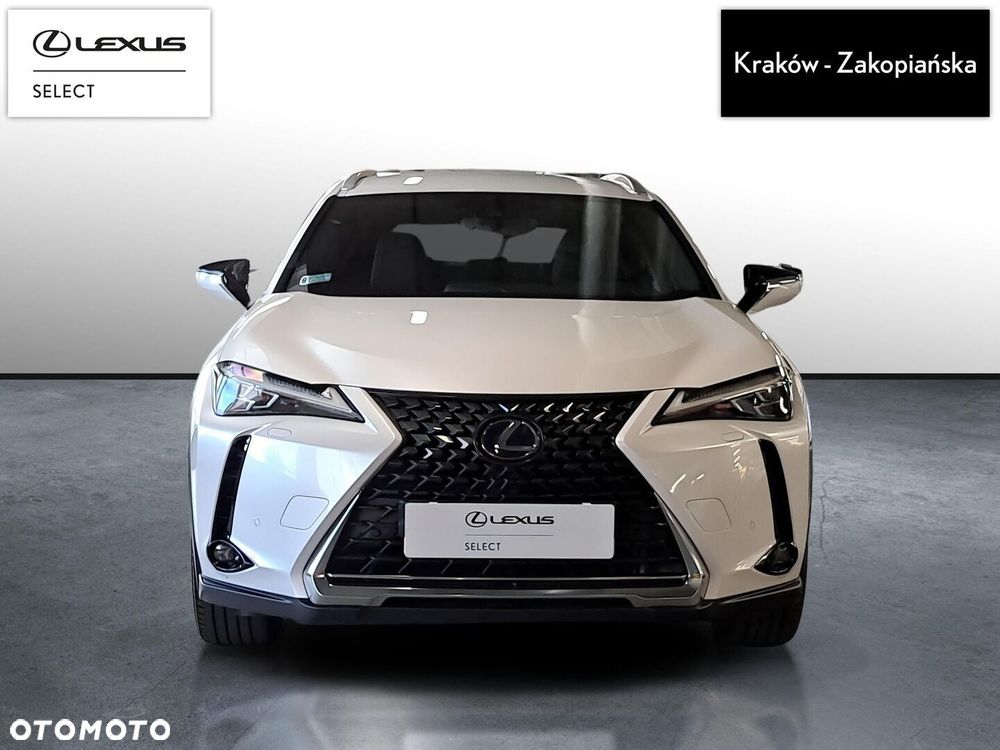 Lexus UX - 3