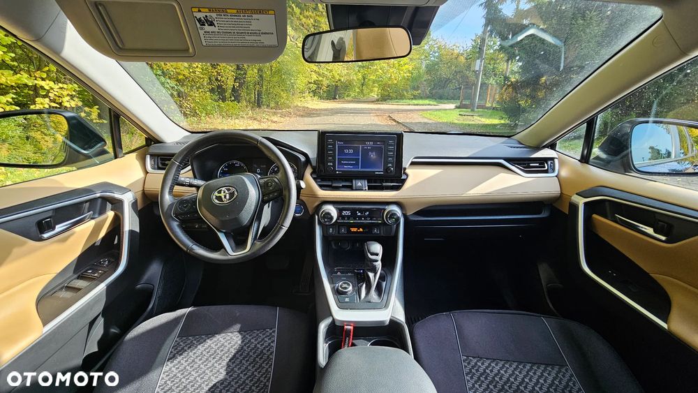 Toyota RAV4 - 12