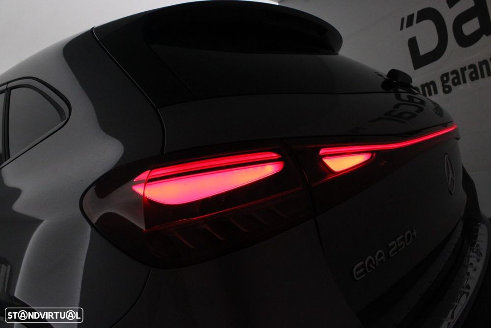 Mercedes-Benz EQA 250+ AMG Line - 53