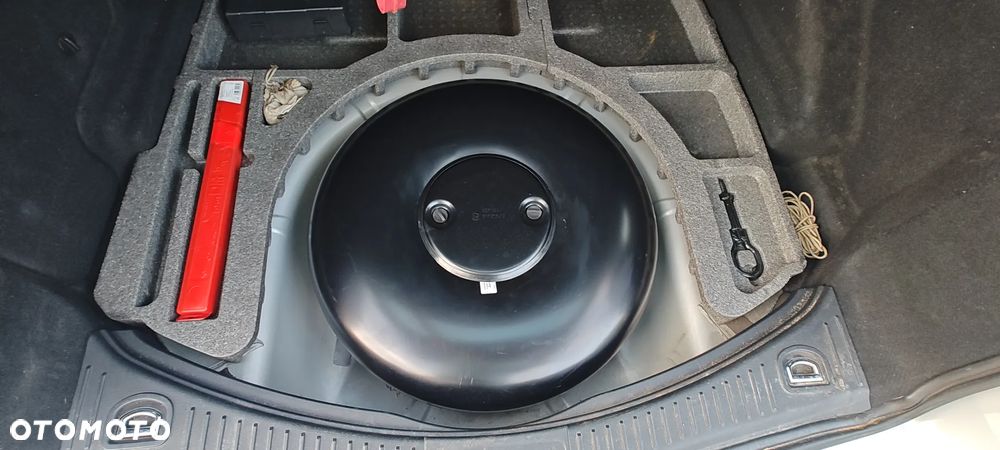 Ford Mondeo 2.0 Ghia X - 13
